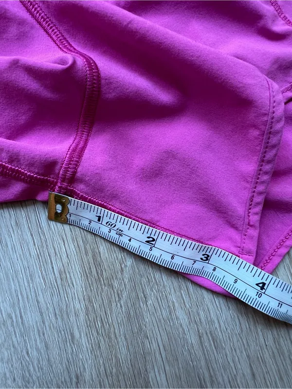 Lululemon Hotty Hot Short II *Long 4" Pink Highlight Size 6 - Image 9