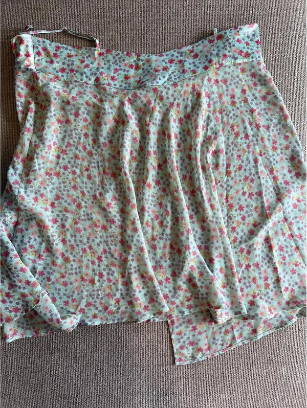 Vintage Victoria’s Secret Silk Wrap Top - Image 6