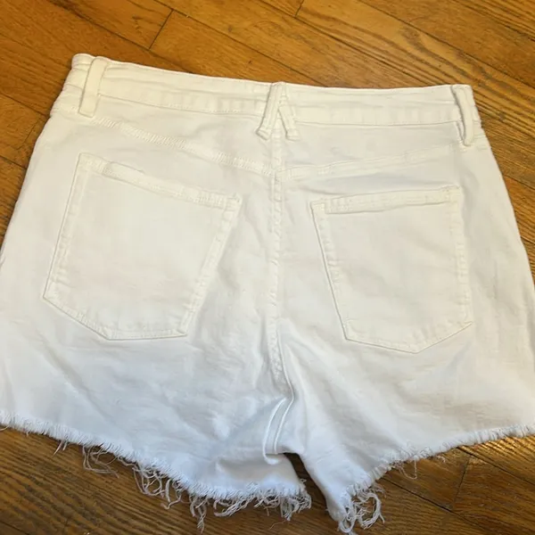 GOOD AMERICAN LIKE NEW white high waisted summer denim jeans shorts size 14 - Image 3