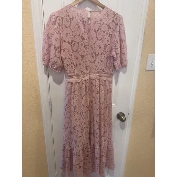 Fleur de Lis Lace Midi Dress BY SUGARLIPS MAUVE COLOR SIZE M - Image 4