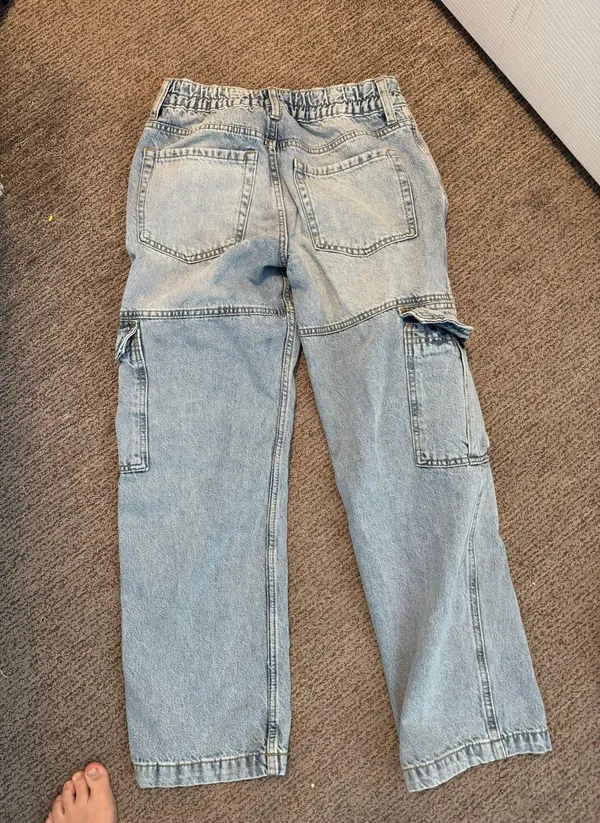 Aeropostale Baggy Cargo Jeans - Image 7