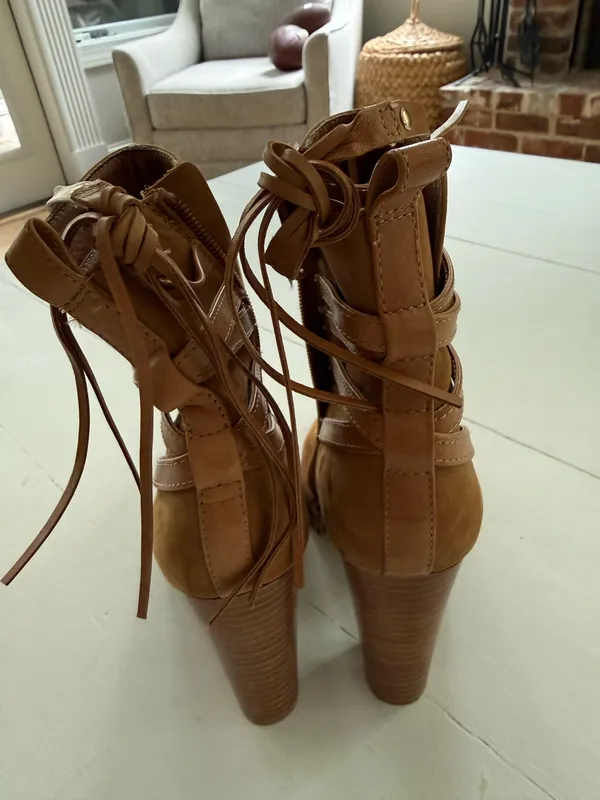 Women’s ankle boot 3 1/2 inch heel tan suede - Image 4