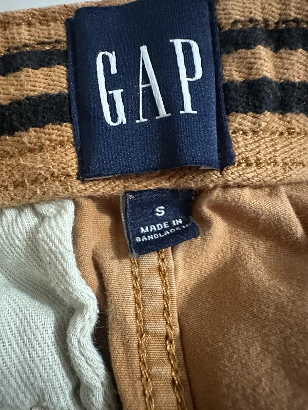 GAP Men's Tan Drawstring Hybrid Shorts - Image 5