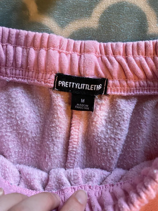 Pretty Little Thing Wide-Leg Sweatpants Pink - Image 5