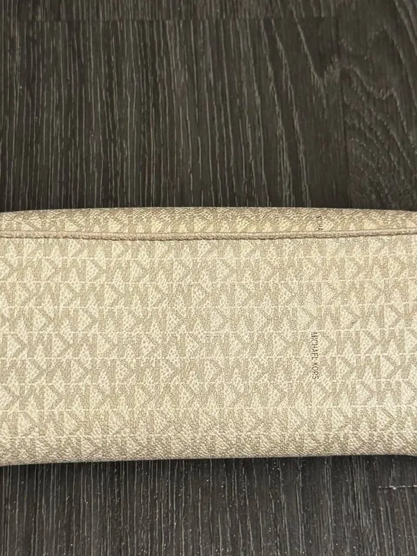 Womens Michael Kors Signature Canvas Beige Monogram Wallet Size OS - Image 3