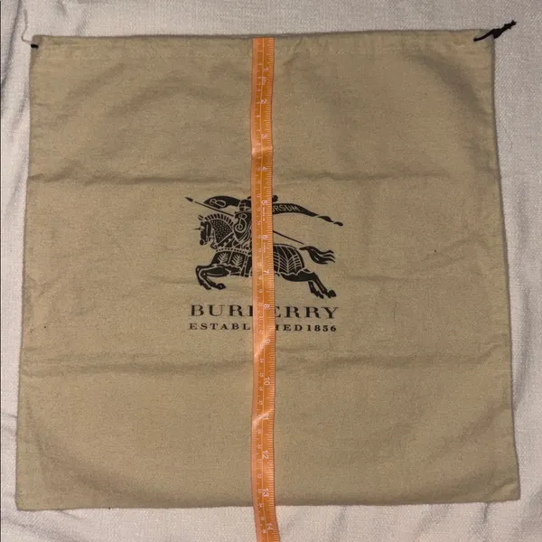 Burberry dustbag brand new never used - Image 4