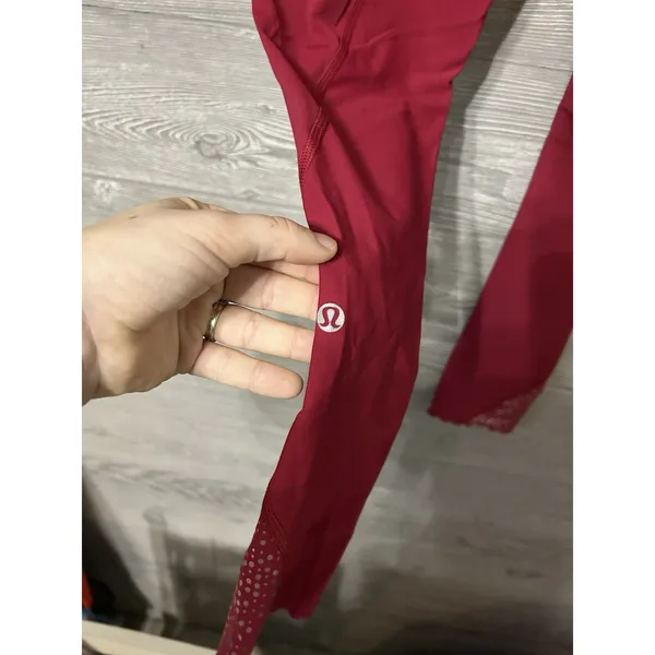 Lululemon Tight Stuff Tight II Reflective Luxtreme Size 8 Ruby Red RUBR‎ 05014 - Image 3