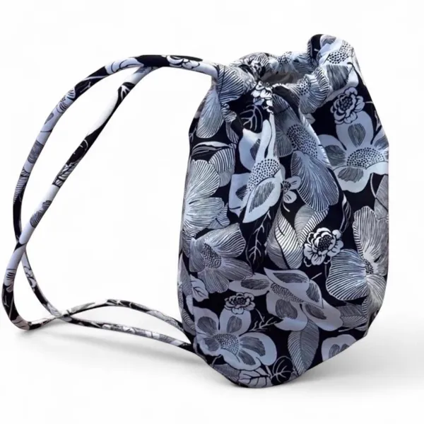 NWT Vera Bradley Bedford Blooms Ditty Bag - Image 2