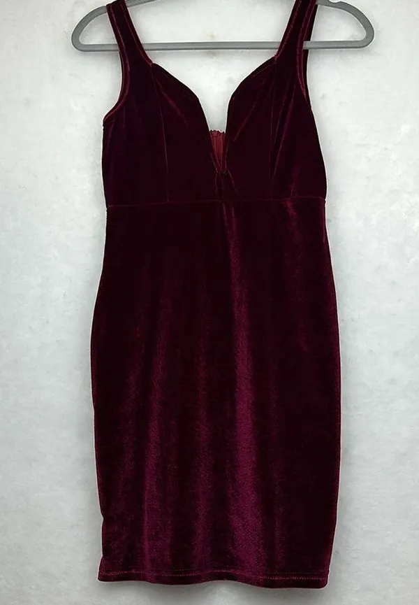 Velvet BURGUNDY V-Neck Midi Dress Sz M - Image 4