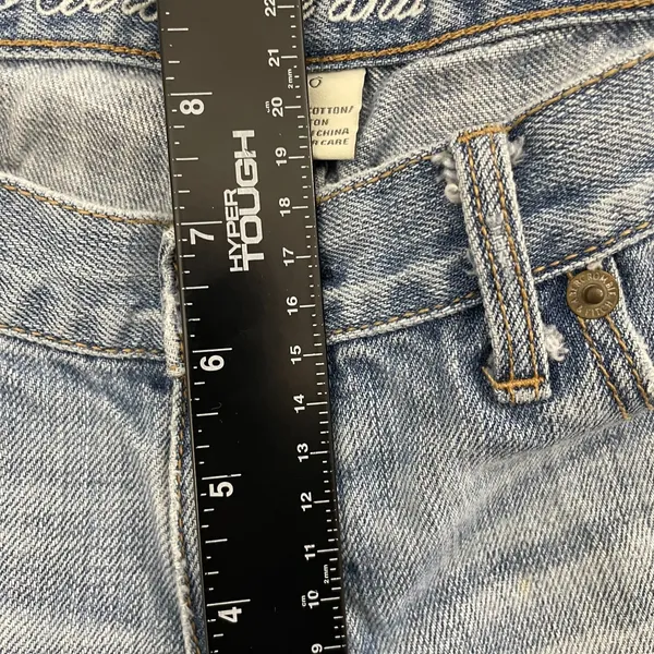 VTG Abercrombie & Fitch Jean Shorts 6 Light Wash Distressed Cut Off Bermuda Y2K - Image 9