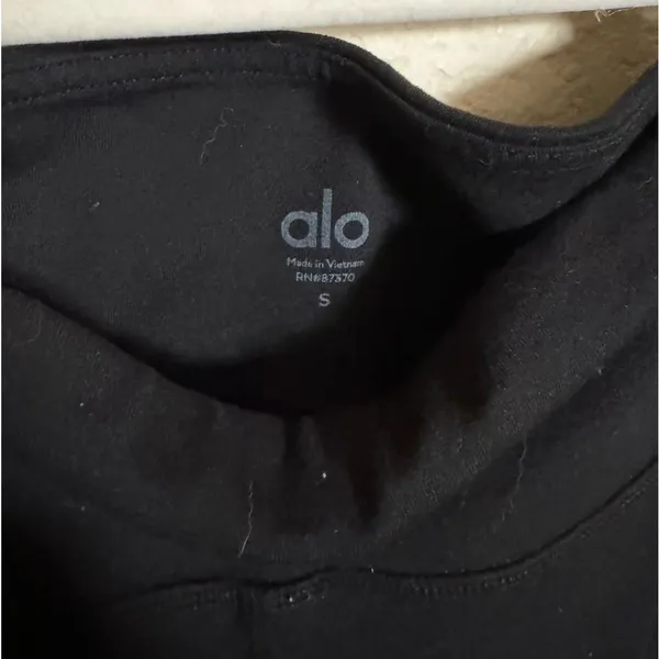 ALO Yoga Airbrush‎ Chakra Leggings Size Small in Black & Gold - Image 6
