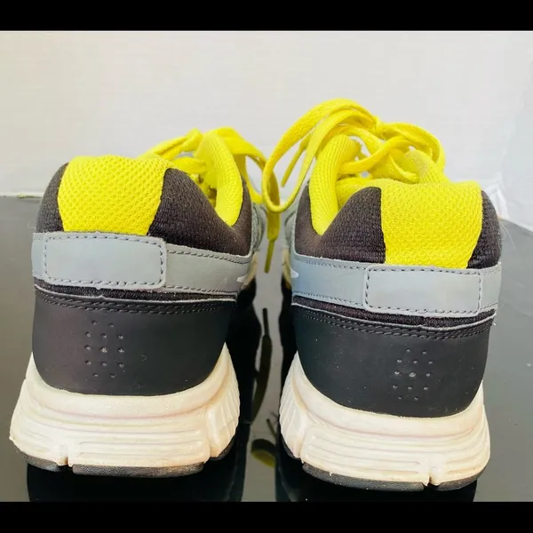 Nike women's Revolution Grey/Yellow Running Shoes. 9 - Image 5