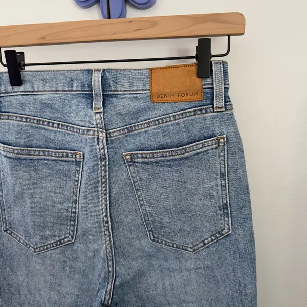 Aritzia Denim Forum 26 Arlo High Rise Straight‎ Jeans Distressed Organic Cotton - Image 4