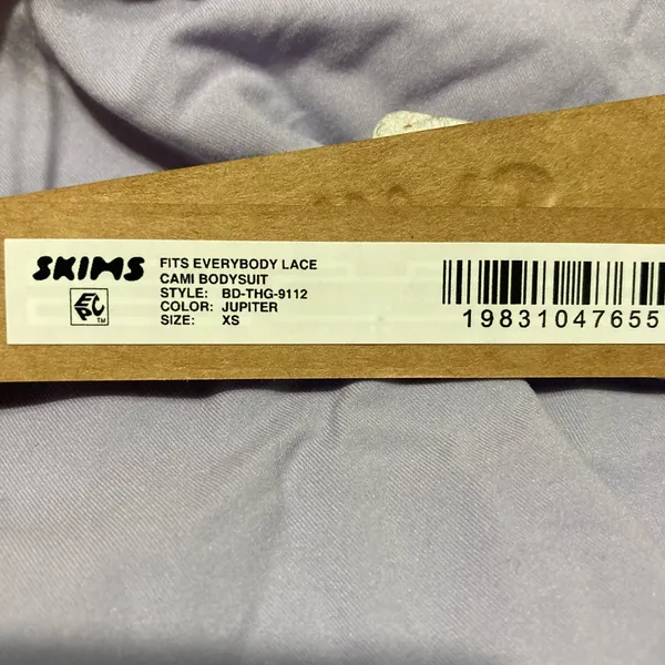 SKIMS Fits Everybody Lace Bodysuit XS - Image 5