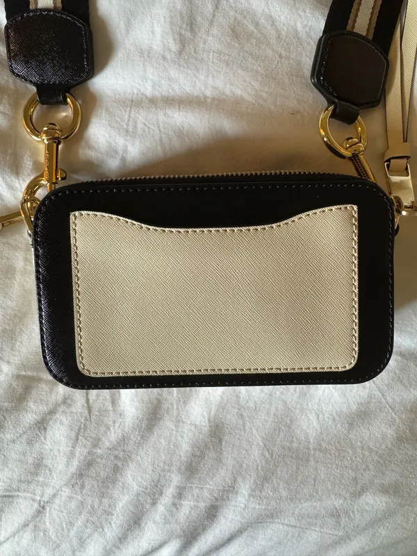 Marc Jacob’s Snapshot bag  - Image 8