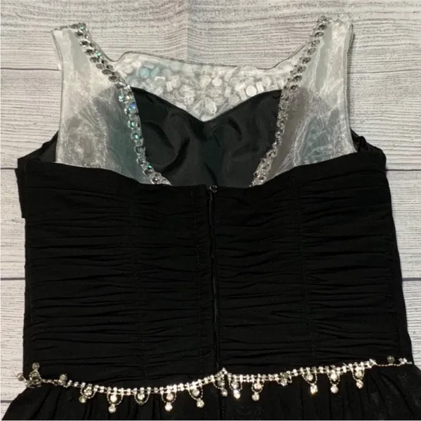 Unbranded Black Prom Dress 4 - Image 8