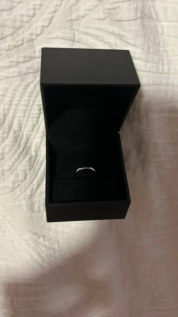 Zales 10ct white gold Ring 4.0mm Engravable Low Dome Comfort-Fit Wedding Band in 10K White Gold - Image 3