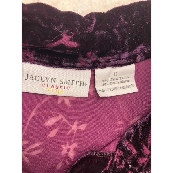Jaclyn Smith Classic Plus Button Down Women X Purple Floral Velvet Burnout‎ Top - Image 2