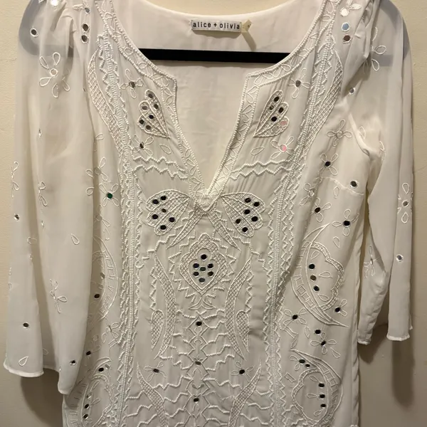 Alice + Olivia butterfly embellished mini dress white‎ lined size XS - Image 3
