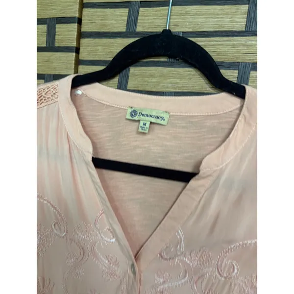 Democracy Peach Embroidered Top Size Medium‎ - Image 5