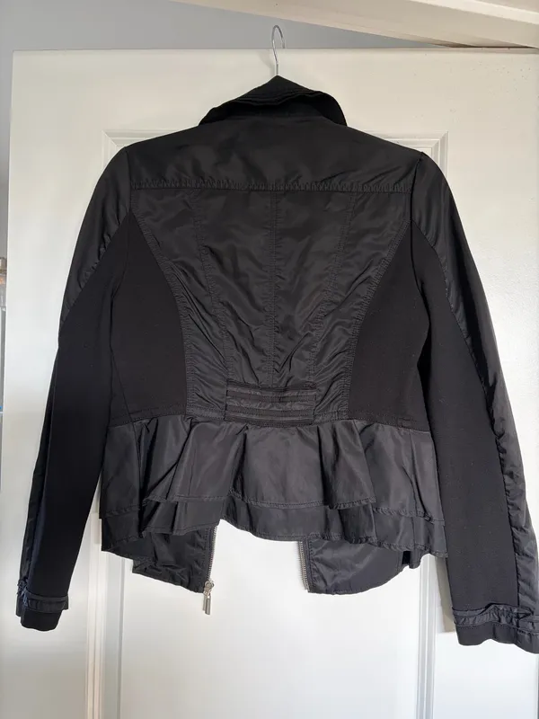 Y2K Fitted Black Peplum Blazer – White House Black Market - Image 2