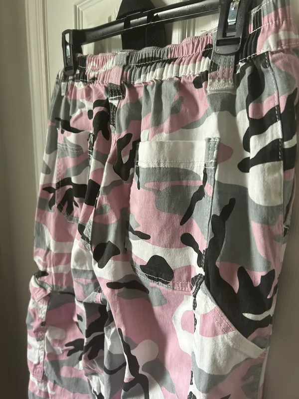 Almost Famous Women’s Cargo Pants - Image 3