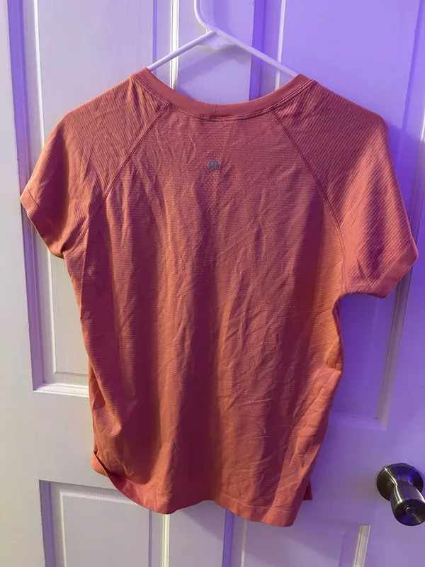 Lululemon Swiftly Tech Short Sleeve Race Length - Image 2