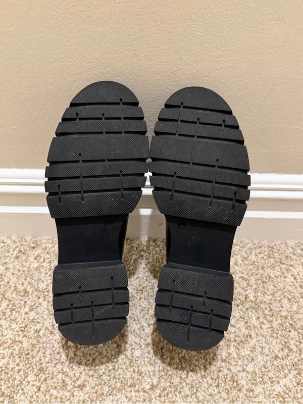 Michael Shannon Black Chunky Emilia Platform Loafers with Chain Detail Size 9 - Image 9