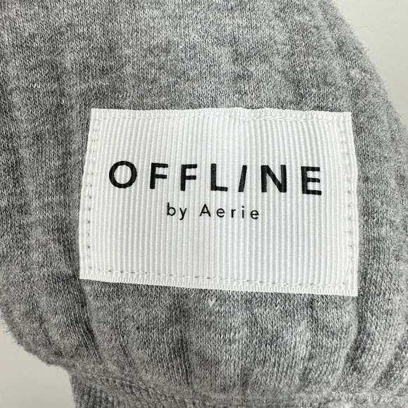 Aerie OFFLINE Quilted Cropped Hoodie Gray‎ Thumbhole Long Sleeve Size Small - Image 4