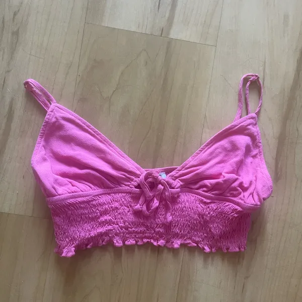 Garage Kyla keyhole cami top crop top Med Summer Festival Coachella Pink Rave - Image 4