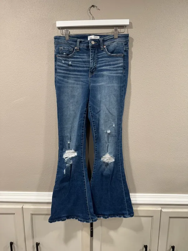 BKE Parker Super Flare High Rise Jean 27x 31 1/2 - Image 9