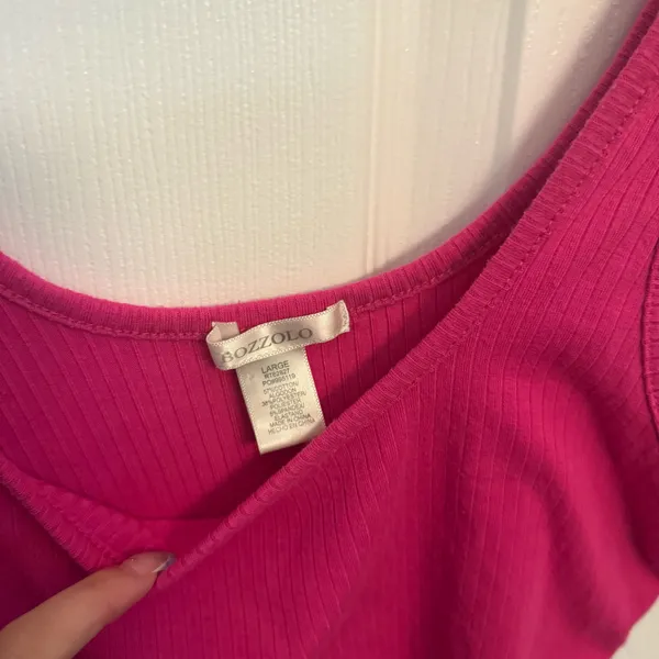 Bozzolo Hot Pink Ribbed Cropped Tank Top - Image 3