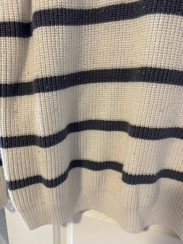 Hollister Knit Sweater - Image 2