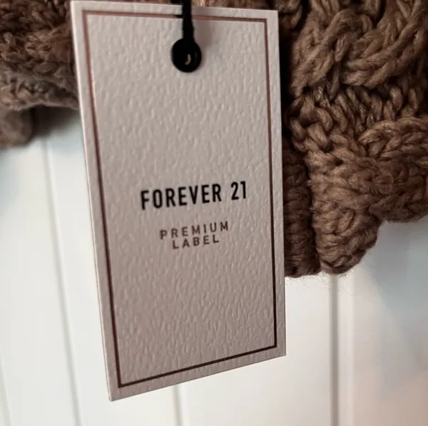 Forever 21 Sweater - Image 3