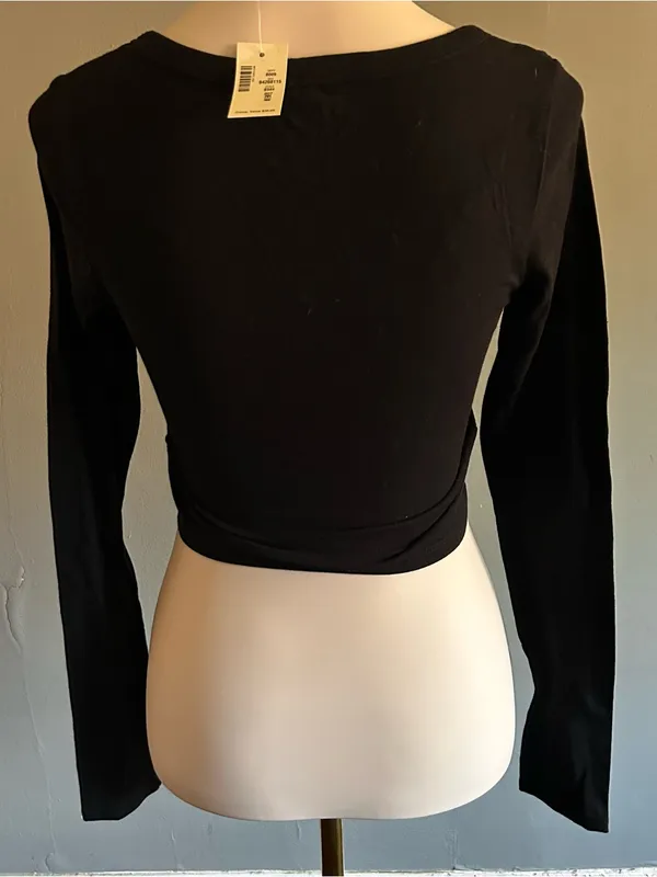 NWT Aeropostale Black Tie Up Long Sleeve | Size: M - Image 4