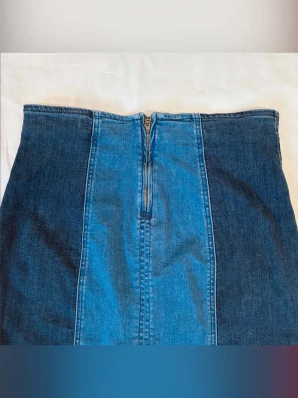PACSUN 2-Tone Dual Blue Panel Denim Stretch Mini Skirt, Size 27 - Image 3