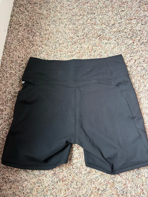 Fabletics Biker Shorts - Image 2