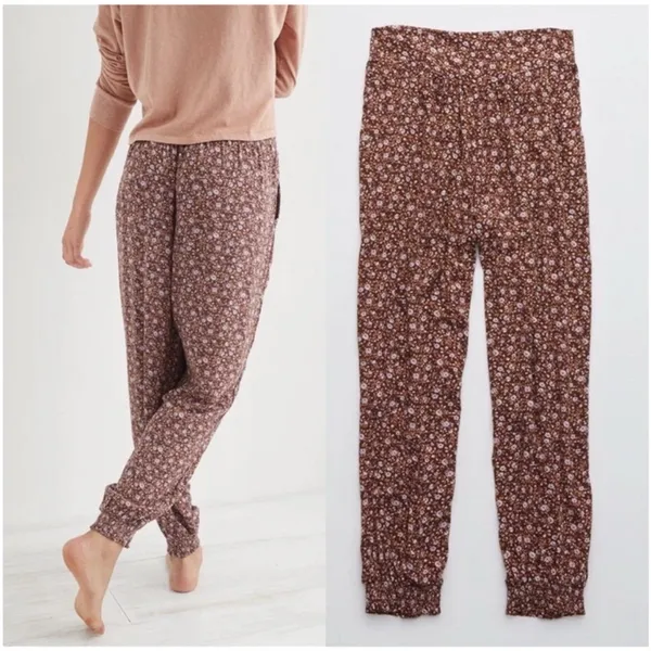 AERIE Homebody‎ Jogger Pant In Mauve Floral size XS - Image 2