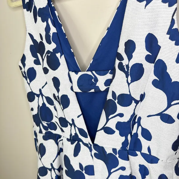 Betsey Johnson Floral Jacquard Dress Size 8 White Blue Metallic Flower‎ Print - Image 6