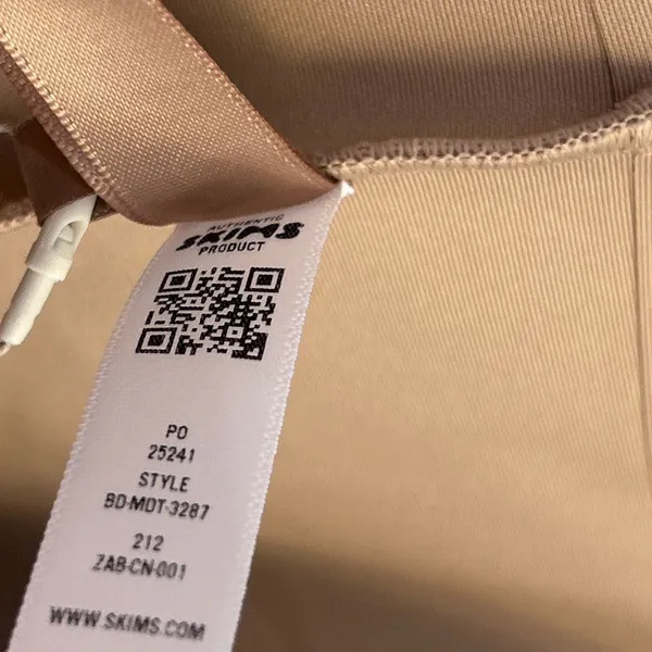 SKIMS Body Zoned Clay Open Bust Bodysuit size Small NWT Authentic - Image 8