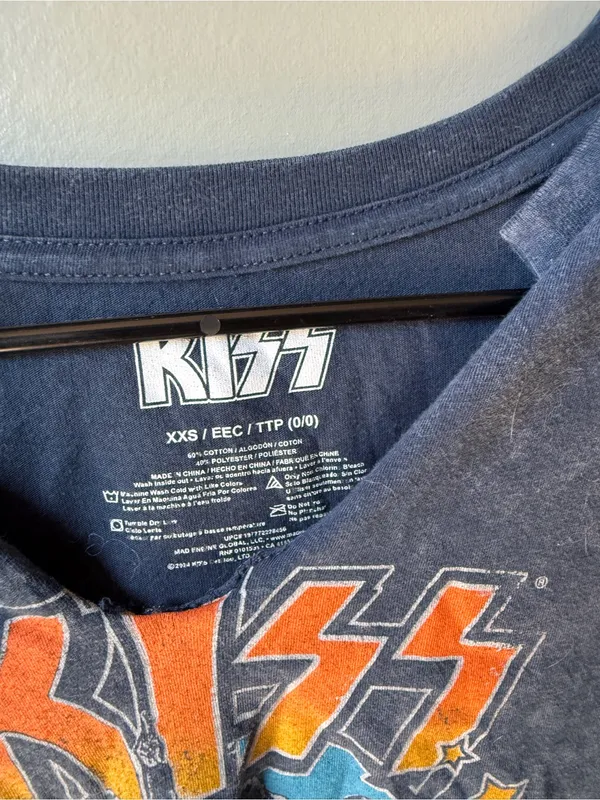 KISS 1996 New York City Tour Crop Graphic Band Tee XXS Vintage - Image 3