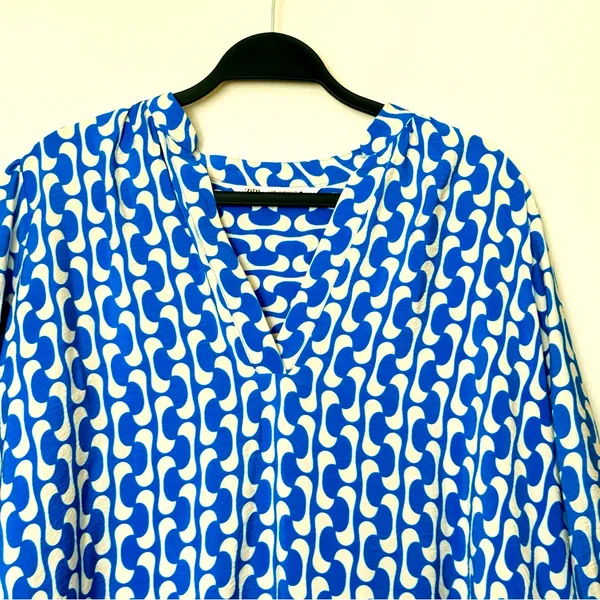 Zara Paula Blue/White Geometric Long Sleeve Mini Swing Dress Size Medium - Image 5