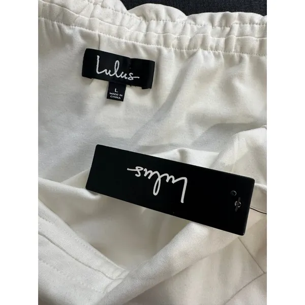 NWT LULUS Large Off Shoulder Short Sleeve Asymmetric Peplum Top White Zip Womens - Image 10