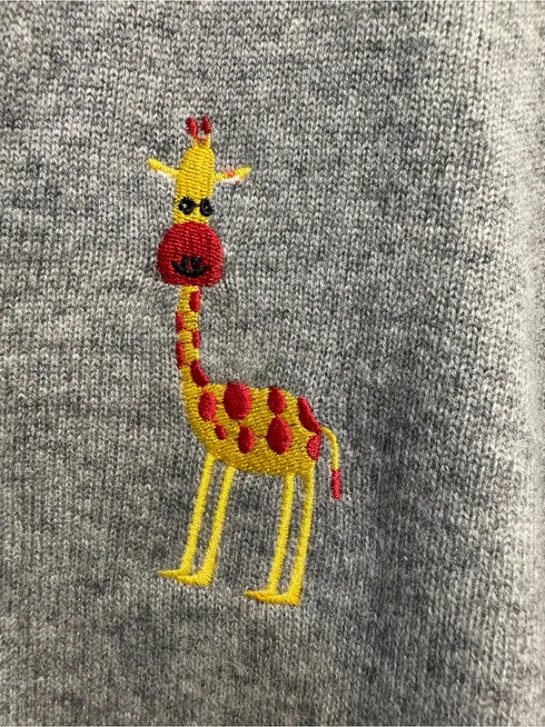 Cashmere v neck sweater cardigan gray giraffe appliqué sz M whimsical preppy - Image 2