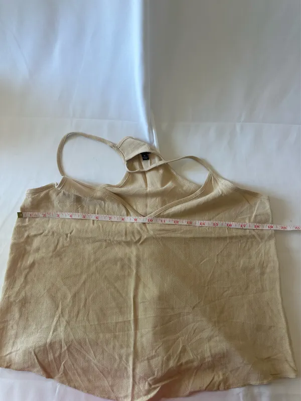Lulus Women’s medium razorback beige summer tank - Image 4