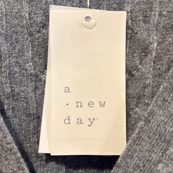 NWT A.New day women’s gray button cardigan sweater size xlarge. - Image 3