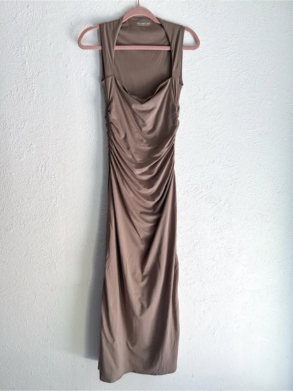 Abercrombie & Fitch Ava Knit Modal Blend Ruched Maxi Dress Taupe Small - Image 3