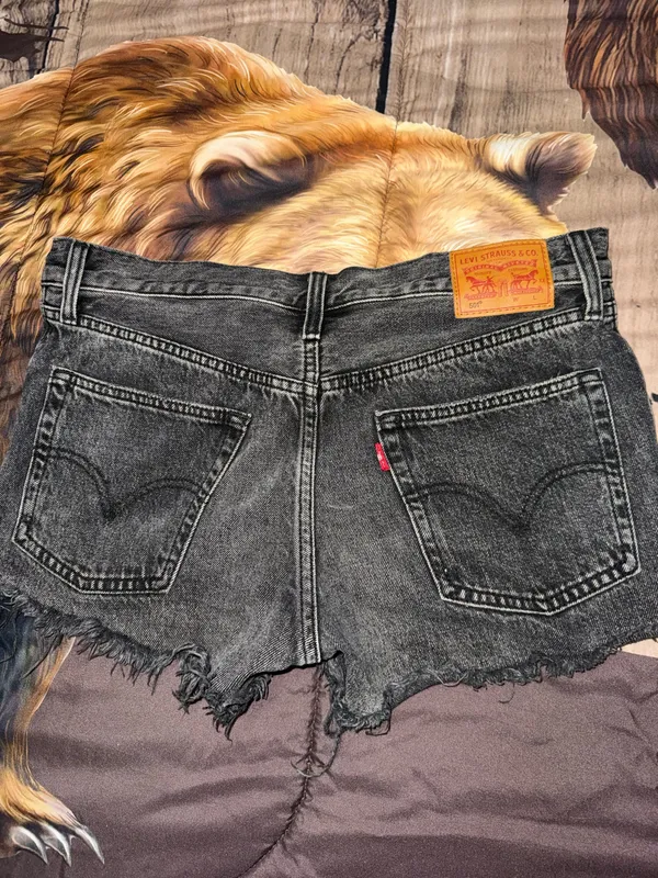 Levi shorts - Image 2