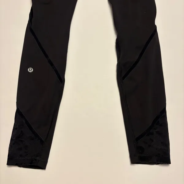 Lululemon High Rise Leggings Womens 4 Black Floral Mesh Velvet Trim W5BGSS - Image 4