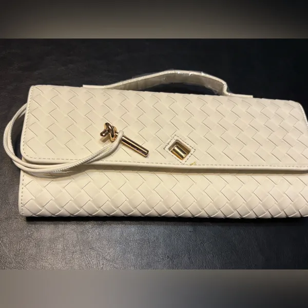 FEW MODA Cream Crossbody Clutch with Top Handle - Image 4